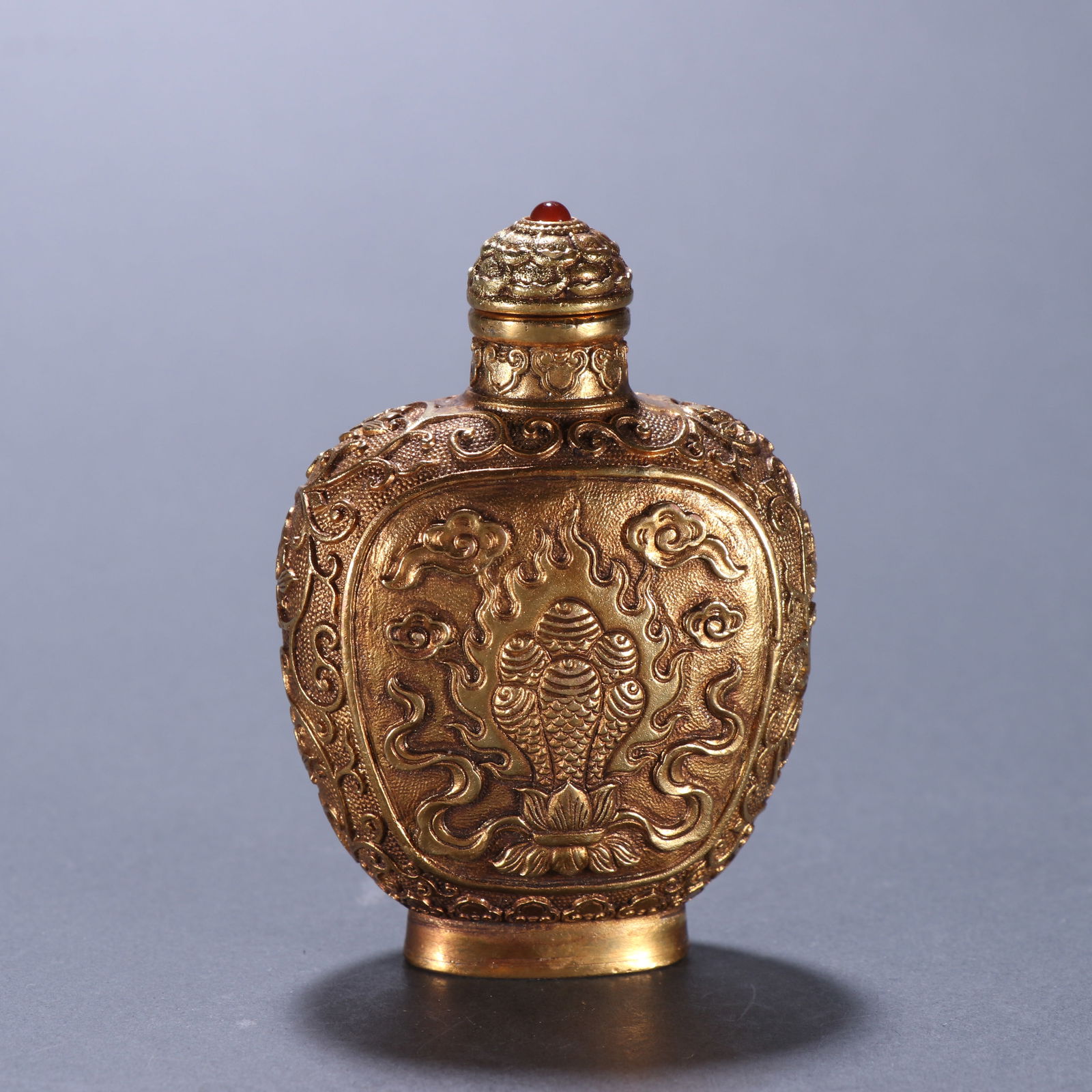 Gilt Bronze Carved Flower Pattern Snuff Bottle
