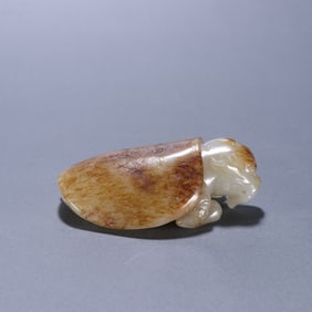 Jade Carved Beast Shape Ornament