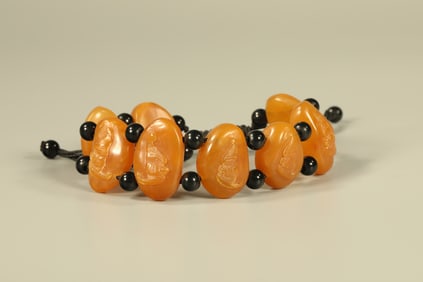 Shoushan Tianhuang Carved Bat Pattern Bead Bracelet