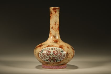 Famille Rose Flower and Phoenix Pattern Porcelain Vase