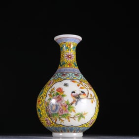 Glassware Famille Rose Flower and Bird Pattern Vase