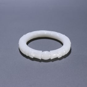 Jade Carved Dragon Pattern Bangle