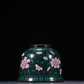 Famille Rose Flower Pattern Porcelain Washer