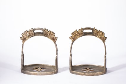 Pair of Silver Carved Dragon Pattern Saddle