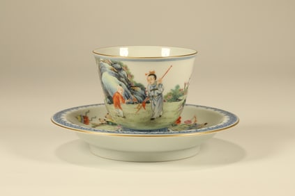 Famille Rose Playing Children Pattern Porcelain Plate and Cup