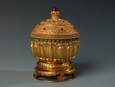 Gilt Bronze Inlaid Gem Stone Carved Flower Pattern Lid Pot