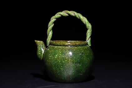 Green Glazed Porcelain Handle Pot