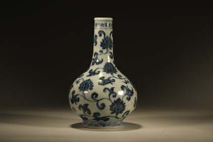 Blue and White Flower Branch Pattern Porcelain Vase
