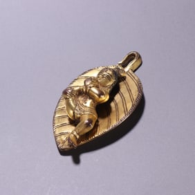 Gilt Bronze Buddha Pattern Pendant