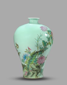 A Pea-Green-Glazed 'Butterflies and Flowers' Meiping