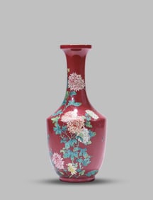 A Peachbloom-Ground Famille-Rose 'Floral Abundance' Vase