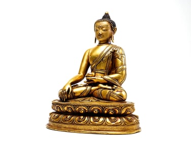 A GILT BRONZE FIGURE OF Shakyamuni Buddha