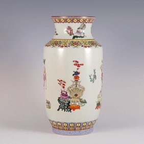 A FAMILLE ROSE 'ANTIQUITIES' VASE