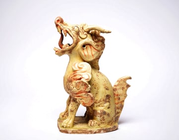 A SANCAI MYTHICAL BEAST