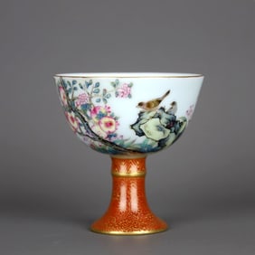 A CLOISONNÉ ENAMEL 'BIRD' STEM CUP