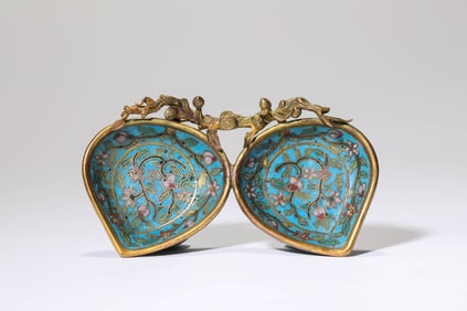 A Cloisonné 'Bat and Longevity' Brush Rest