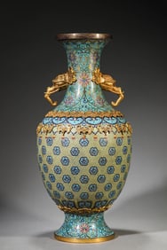 A Cloisonné Enamel 'Dragon' Vase