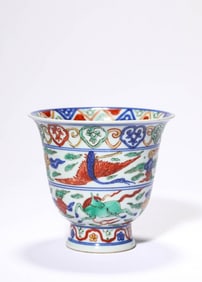 A Wucai 'Flying Horse and Crane' Cup
