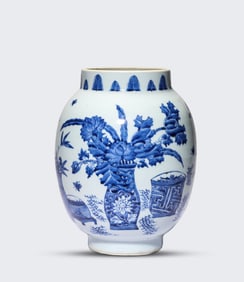 A Blue and White 'Floral' Jar