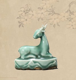 A Celadon Deer-Form Paperweight