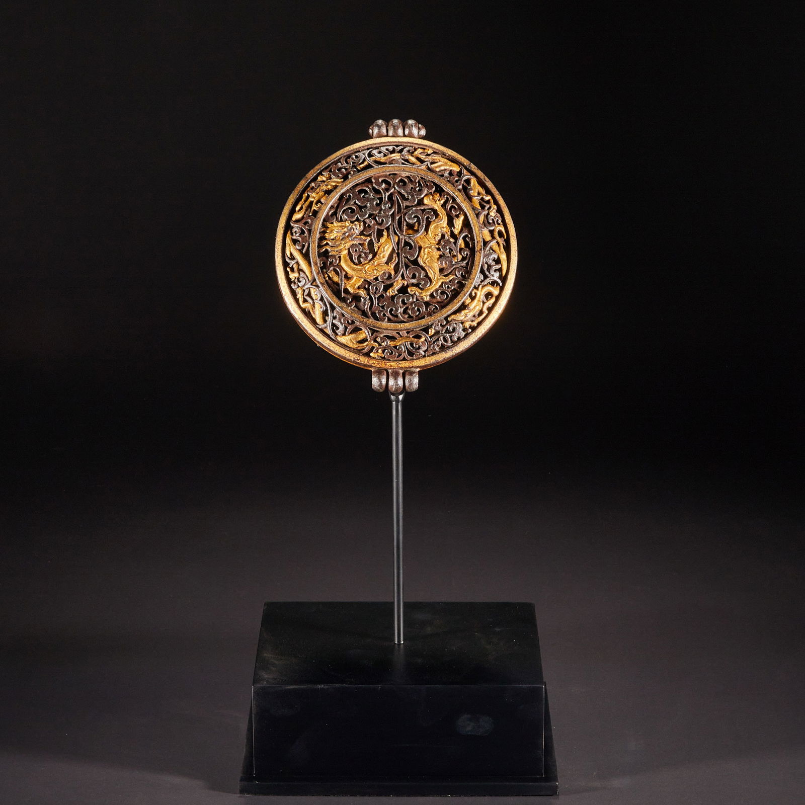 Gilt Bronze Carved Dragon Pattern Lid Box