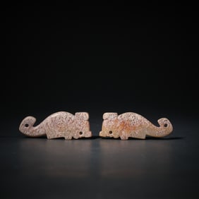 Pair of Jade Carved Beast Shape Ornament