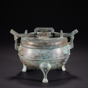 Chinese Bronze Lid Pot
