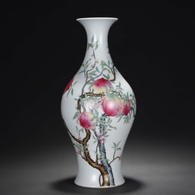 Famille Rose Peach Pattern Porcelain Vase