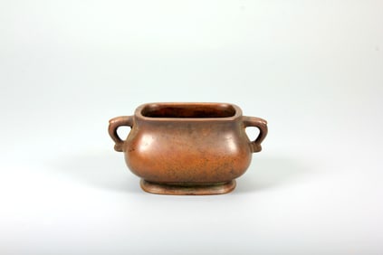 A BRONZE SQUARE CENSER WITH ARCHAISTIC 'YOU' HANDLES