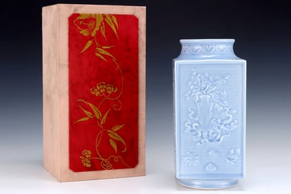 A SKY-BLUE GLAZED SQUARE VASE, CONG