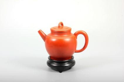 A YIXING CLAY TEAPOT