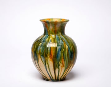 A SANCAI-GLAZED VASE