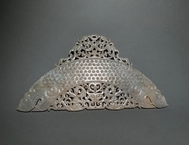 Jade Carved Dragon and Cloud Pattern Huang Ornament
