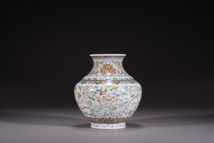 Famille Rose Flower Pattern Porcelain Vase