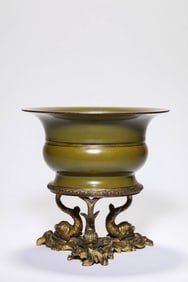 A Tea-Dust Glazed Spittoon