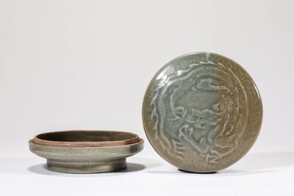 A Celadon 'Dragon' Covered Box