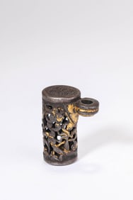 A Tibetan Iron and Gold-Inlaid Openwork Seal