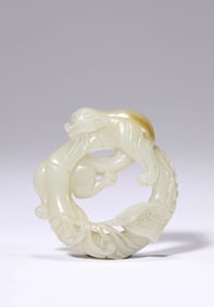A Jade 'Chilong' Ring