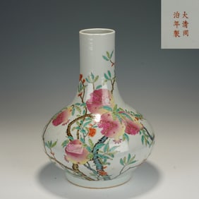 Famille Rose Peach Pattern Porcelain Vase