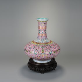 Famille Rose Flower Pattern Porcelain Vase