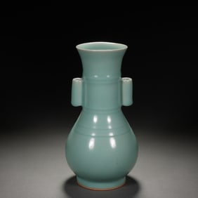 Light Grey Glazed Porcelain Double Ears Vase
