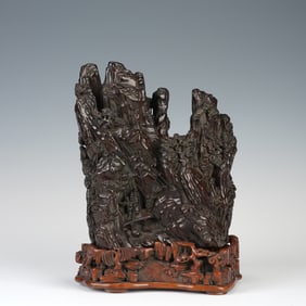 Red Sandalwood Carved Tree and Character Story Ornament