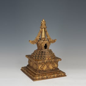 Gilt Bronze Carved Flower and Beast Pattern Pagoba