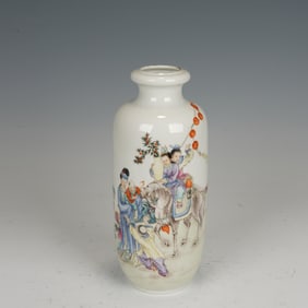 Famille Rose Character Story Pattern Porcelain Vase