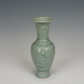 Light Grey Glazed Carved Dragon Pattern Porcelain Vase