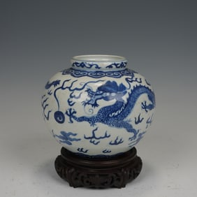 Blue and White Dragon Pattern Porcelain Pot