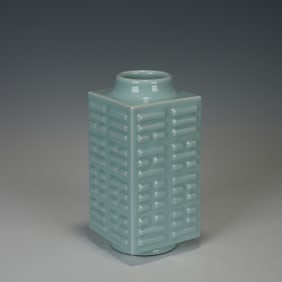Light Grey Glazed Porcelain Cong Shape Vase