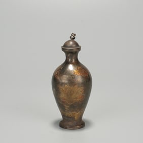 Silver Carved Flower Pattern Vase
