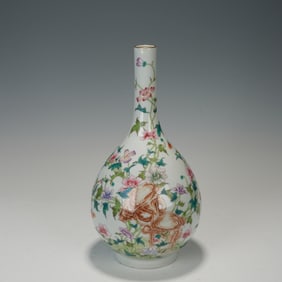 Famille Rose Flower Pattern Porcelain Vase