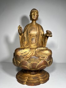 Gilt Bronze Sakyamuni Figure